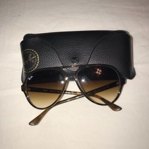 Ray Ban Cats 5000 sunglasses